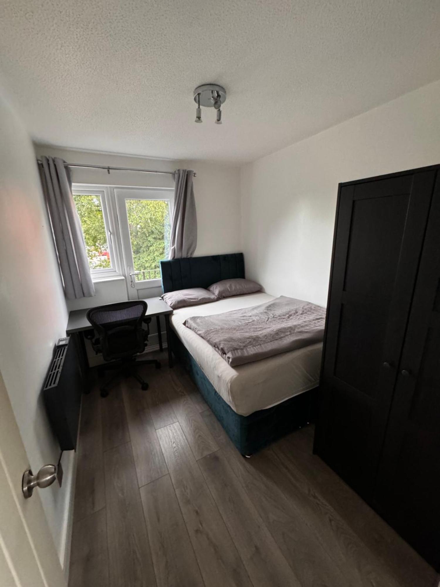 Modern 2 Bed Apartment & Free Parking Canterbury Buitenkant foto
